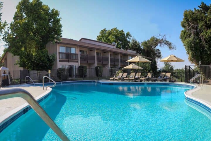 Pool 12 of 62